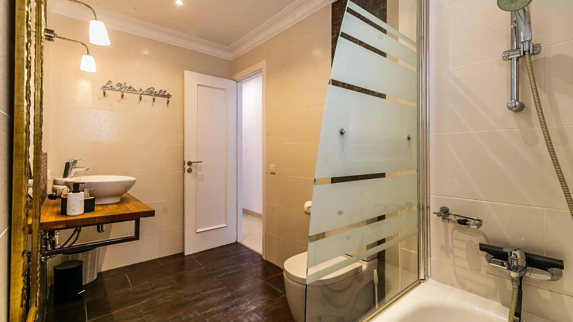 Villa 6 Views: Panoramic Paradise with Private Pool and BBQ Benalmadena Spain